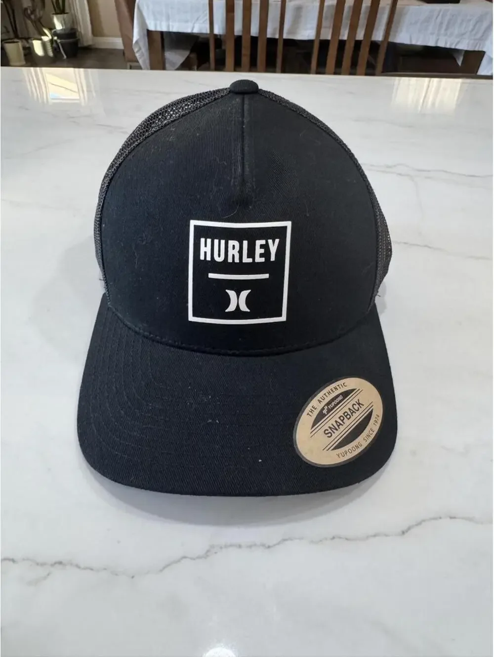 Hurley black snapback cap